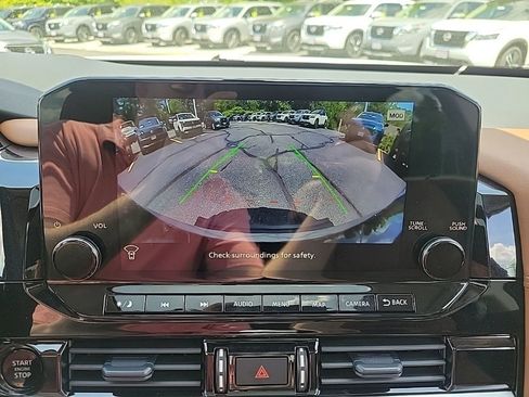 New 2025 Nissan Pathfinder Platinum w/ Cargo Package image 16