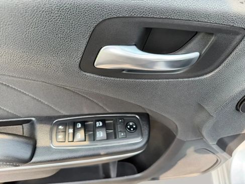 Used 2019 Dodge Charger SXT AWD/4WD image 13