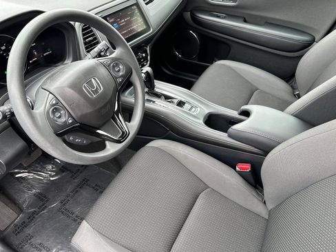 Used 2022 Honda HR-V EX image 10