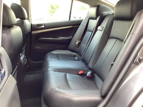 Used 2013 INFINITI G37 x Sedan w/ Premium Pkg AWD/4WD image 22