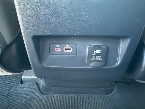 Used 2023 Nissan Frontier SV w/ SV Convenience Package AWD/4WD image 26