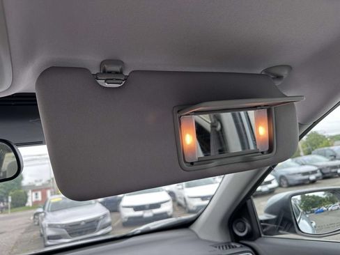 Used 2019 Honda CR-V EX image 28