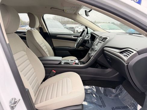 Used 2018 Ford Fusion S image 21