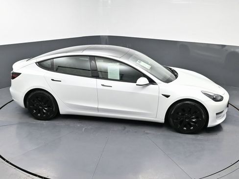 Used 2022 Tesla Model 3 Long Range image 51