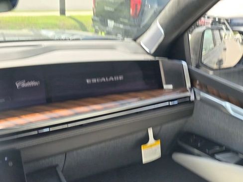 New 2026 Cadillac Escalade Platinum Sport AWD/4WD image 20