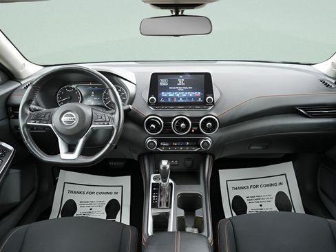 Used 2022 Nissan Sentra SR FWD image 16