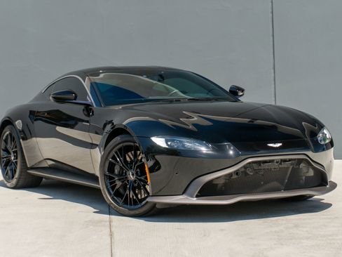 Used 2020 Aston Martin V8 Vantage Coupe RWD image 5