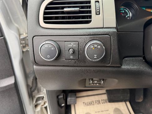 Used 2014 Chevrolet Silverado 3500 LTZ w/ LTZ Plus Package image 30