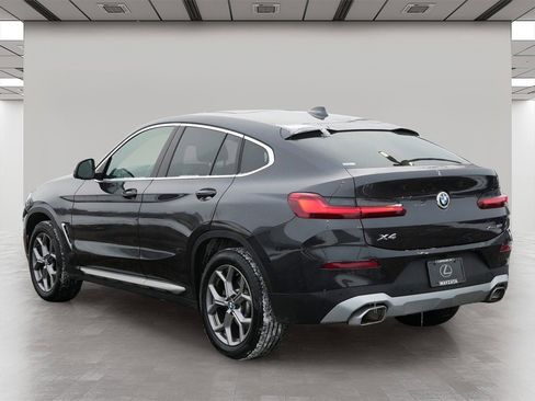 Used 2024 BMW X4 xDrive30i w/ Premium Package image 4