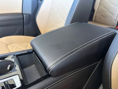 New 2026 Volkswagen Atlas Cross Sport SE image 23