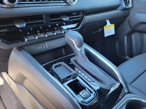 New 2026 GMC Canyon Elevation w/ Convenience Package image 19