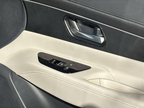 Used 2025 Nissan Murano SV image 30