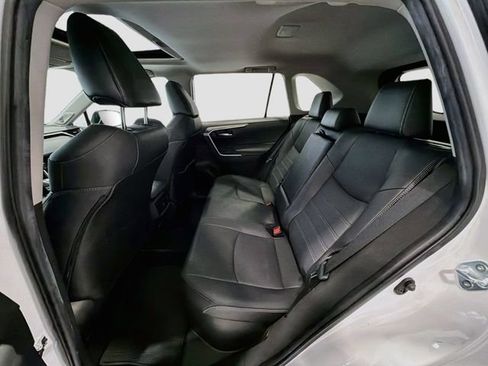 Used 2023 Toyota RAV4 XLE Premium AWD/4WD image 20