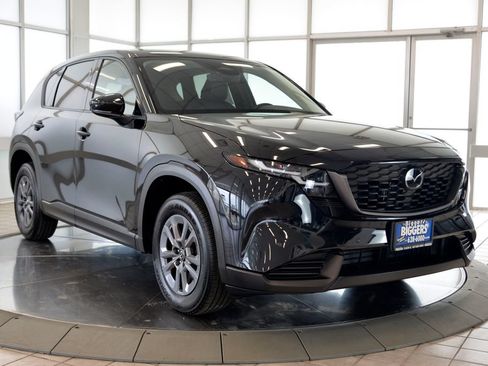 Certified 2026 MAZDA CX-5 Select AWD/4WD image 2