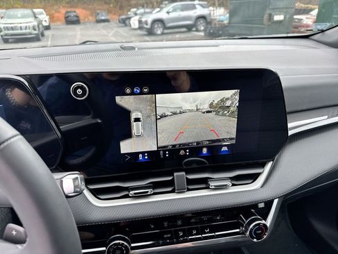 New 2026 Chevrolet Equinox LT w/ Safety and Technology Package image 27