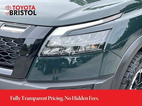 Used 2024 Nissan Pathfinder Rock Creek AWD/4WD image 10