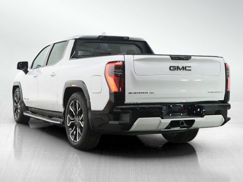 Used 2025 GMC Sierra EV Denali AWD/4WD image 3