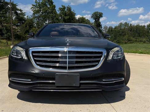 Used 2019 Mercedes-Benz S 560 4MATIC Sedan image 2