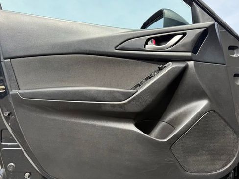 Used 2014 MAZDA MAZDA3 i Sport FWD image 15