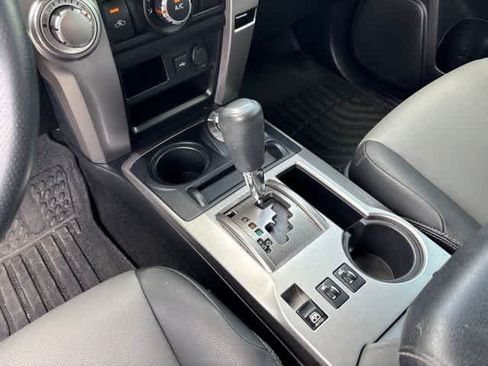 Used 2022 Toyota 4Runner SR5 Premium w/ Moonroof Package AWD/4WD image 16