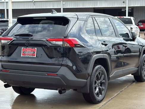 Certified 2025 Toyota RAV4 LE image 5