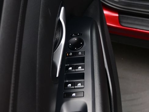 Certified 2025 Hyundai Tucson SEL FWD image 10