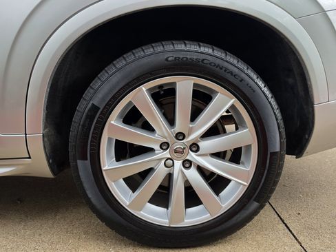 Used 2016 Volvo XC90 T6 Momentum w/ Momentum Plus Package AWD/4WD image 14