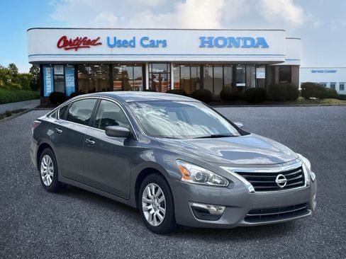 Used 2014 Nissan Altima 2.5 S FWD image 7