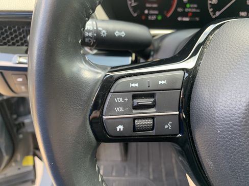 Used 2023 Honda CR-V EX-L image 19