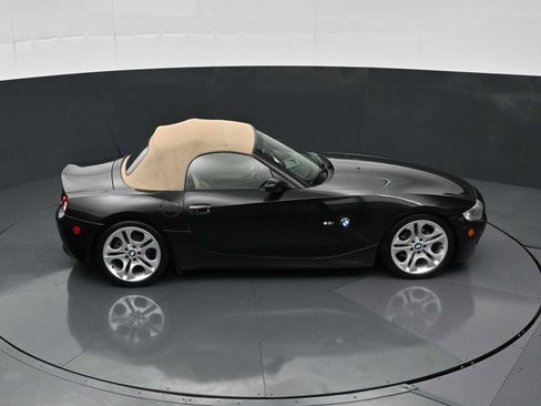 Used 2005 BMW Z4 3.0i RWD image 25