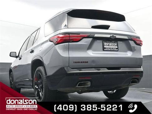 Used 2023 Chevrolet Traverse Premier w/ Redline Edition image 17