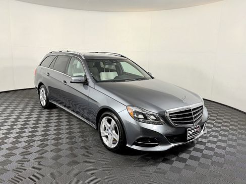 Used 2016 Mercedes-Benz E 350 4MATIC Luxury Wagon image 5