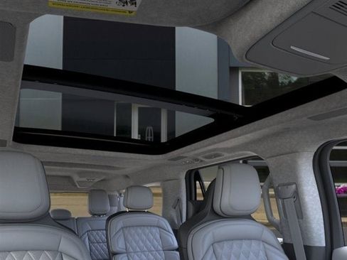 New 2026 Lincoln Navigator L Black Label AWD/4WD image 68