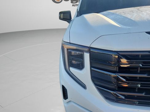 Used 2023 GMC Sierra 1500 Elevation w/ Elevation Premium Package image 11