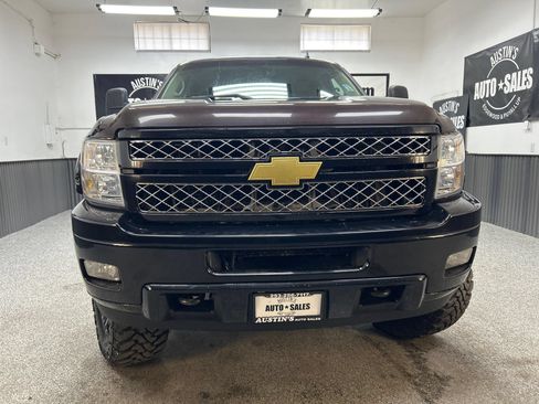Used 2012 Chevrolet Silverado 2500 LTZ AWD/4WD image 2