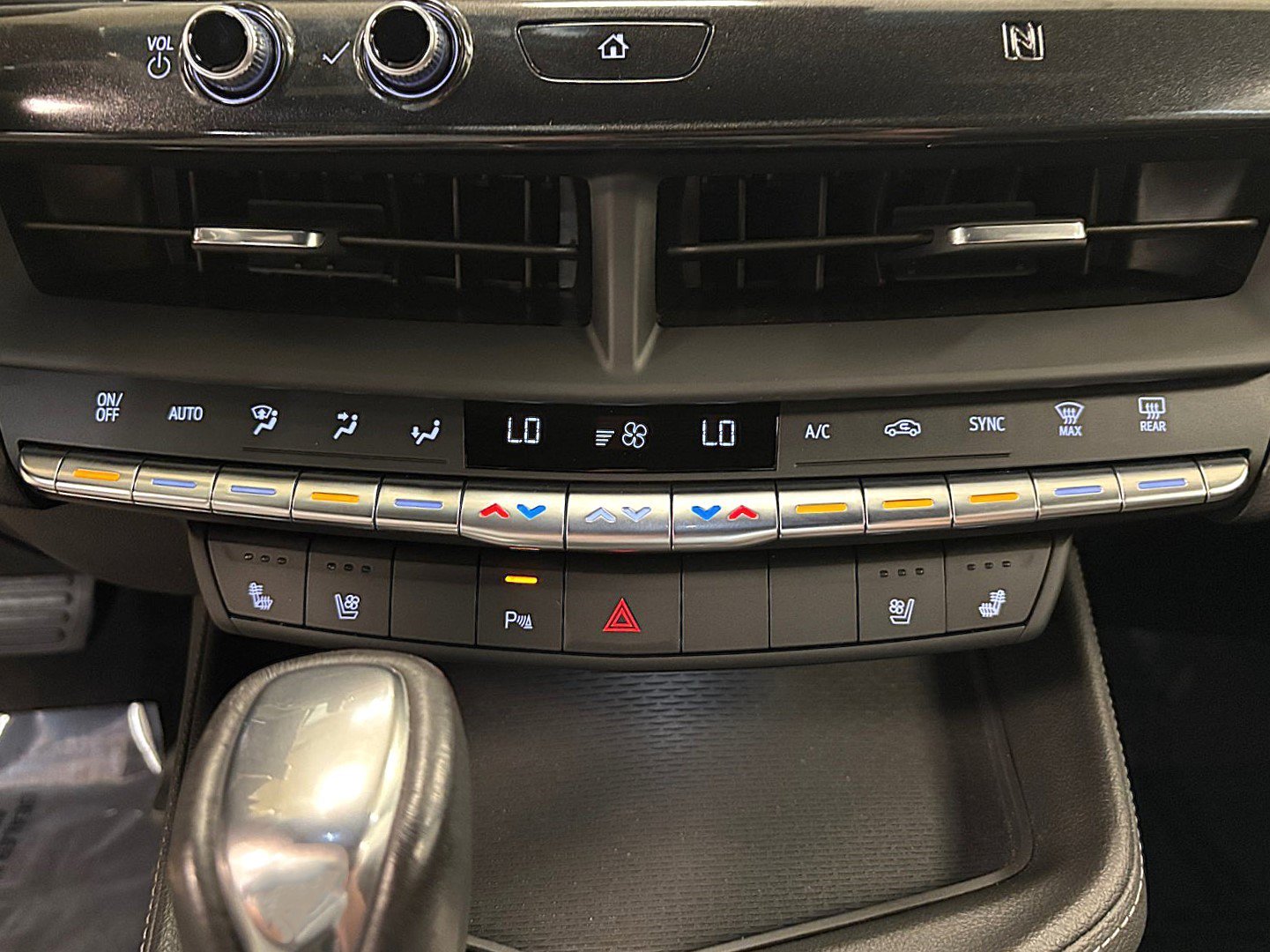 Used 2020 Cadillac CT4 Premium Luxury w/ Climate Package AWD/4WD image 26