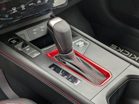 New 2026 Nissan Kicks SR image 24