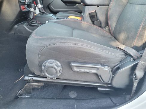 Used 2020 Jeep Wrangler Unlimited Rubicon image 20