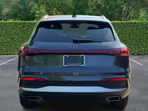 Used 2025 Audi Q5 Premium w/ Convenience Package AWD/4WD image 5