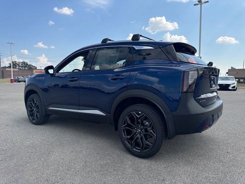 New 2026 Nissan Kicks SR w/ Illumination Package image 3