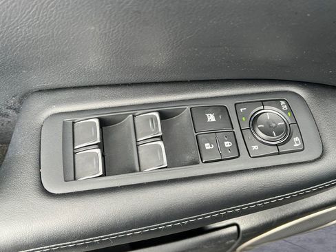 Used 2022 Lexus RX 350L Premium image 14