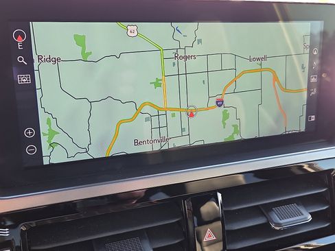 Used 2023 Lexus GX 460 Premium image 18