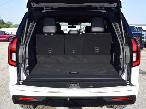 New 2025 Ford Expedition Platinum w/ Stealth Performance Package image 22