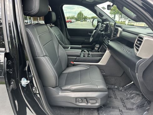 Certified 2026 Toyota Tundra SR5 w/ SR5 Premium Package RWD image 33