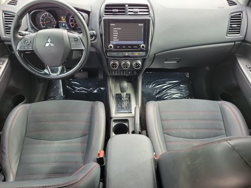 Used 2023 Mitsubishi Outlander Sport ES AWD/4WD image 19