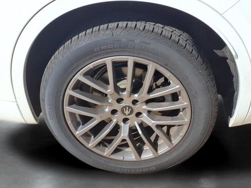 Used 2024 Maserati Grecale GT AWD/4WD image 28