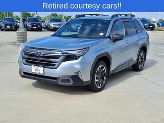 Used 2025 Subaru Forester Limited AWD/4WD video 3
