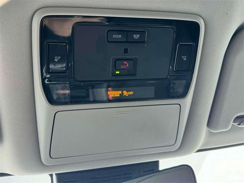 Used 2024 Toyota Grand Highlander XLE image 26