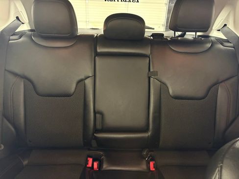 Used 2020 Jeep Compass Trailhawk AWD/4WD image 34