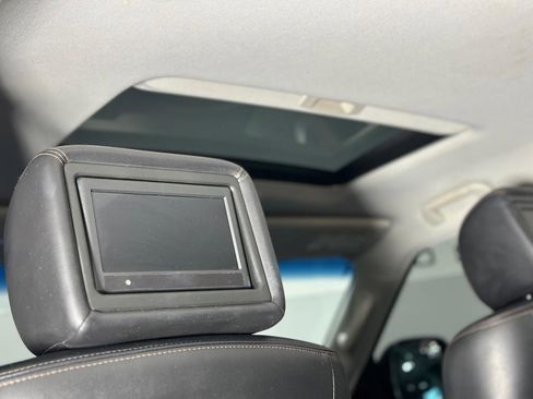 Used 2017 Nissan Armada Platinum w/ Captain Seat Package image 26